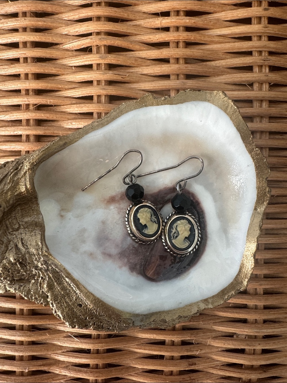 Vintage Victorian Style Black and White Cameo Rope Edge Drop Earrings